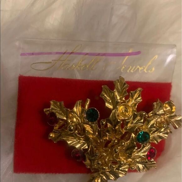 4 Vintage Haskell Jewels Christmas Rhinestone Gold Tone Brooches - Picture 5 of 6